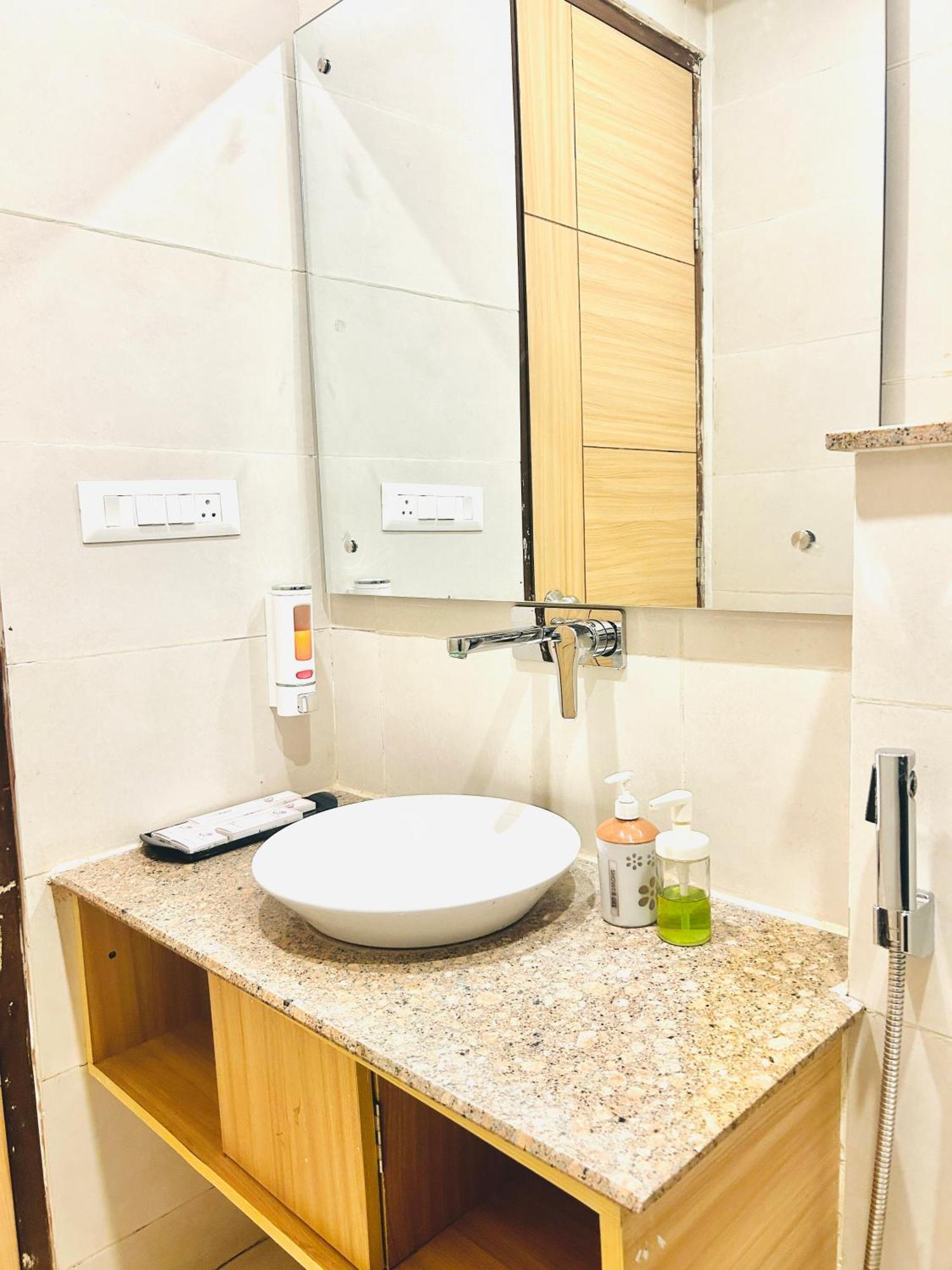 Hotel Aqua Vibes ริชิเคช ภายนอก รูปภาพ